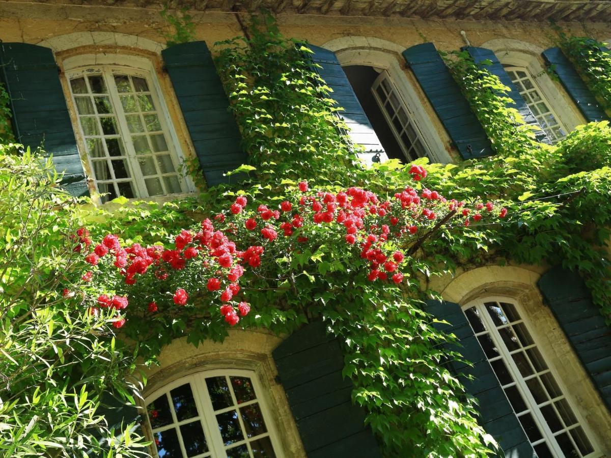 Domaine De Rhodes B&B Авиньон Екстериор снимка