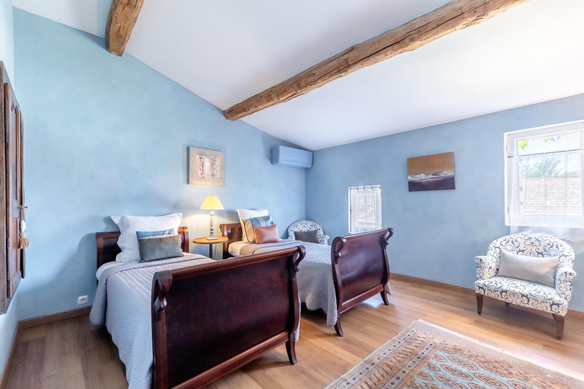 Domaine De Rhodes B&B Авиньон Стая снимка