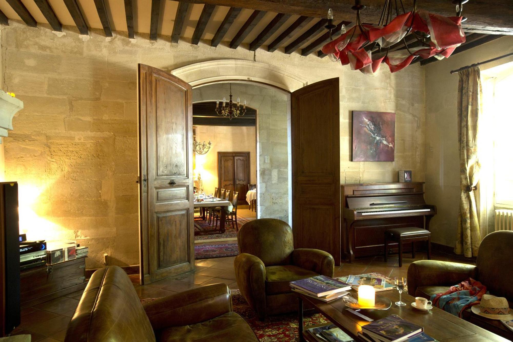 Domaine De Rhodes B&B Авиньон Екстериор снимка
